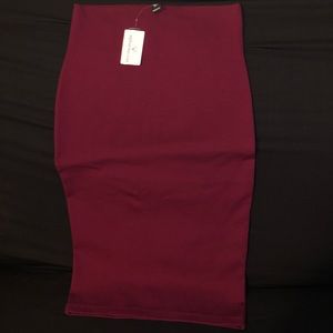 Windsor Burgundy pencil skirt